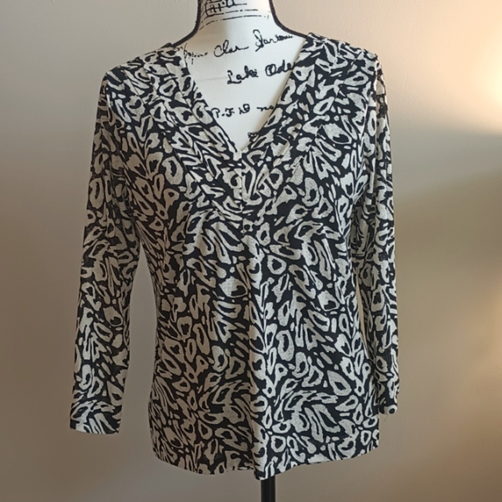 Jones New York Black & White 3/4 Sleeve Blouse With Lining